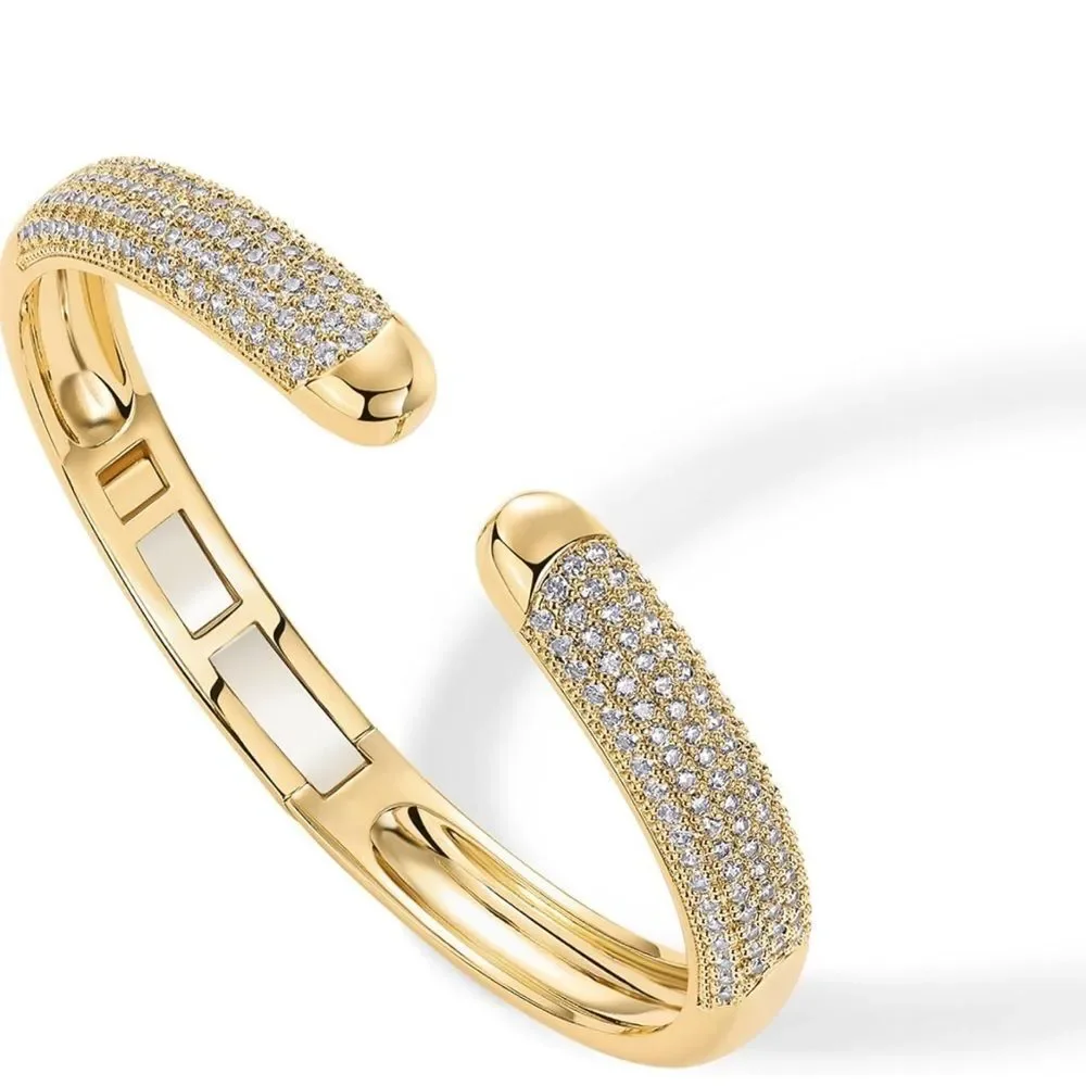 NEW 14K Gold Plated Elegant Gold Cuff Bracelet